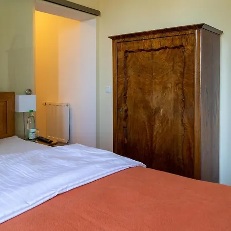 Dk Glasmanufaktur Gmbh 招待所 武茨巴赫