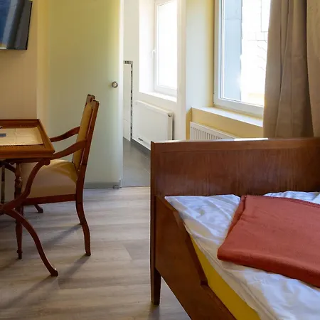 Dk Glasmanufaktur Gmbh בית הארחה