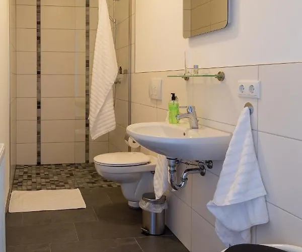 Gasthuis Dk Glasmanufaktur Gmbh 3*